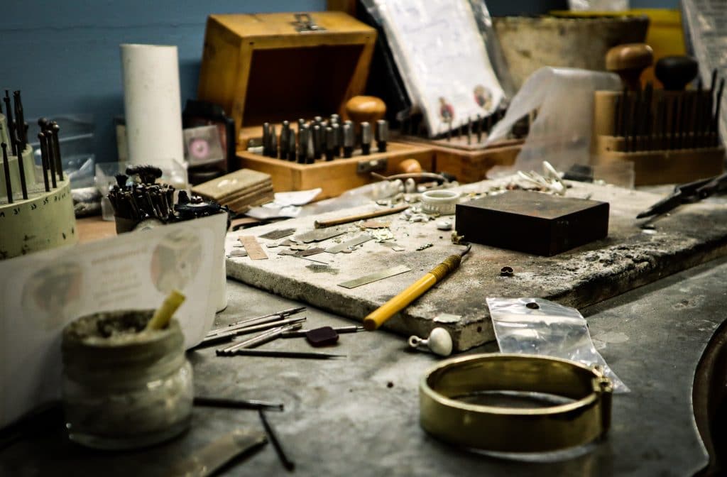 Juwelier Jos, dé juwelier nabij Zoetermeer voor al uw sieraden reparaties