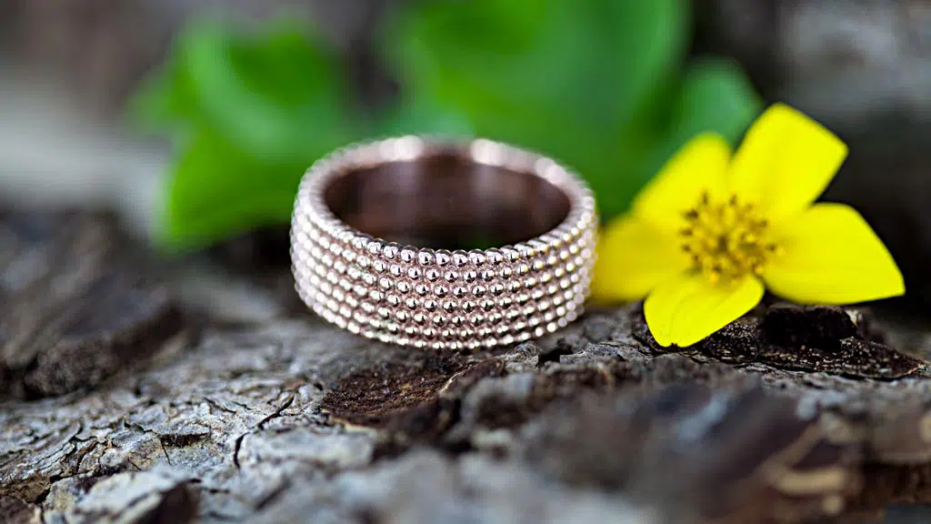 Bolletjes-as-ring-rosegoud_7.jpg
