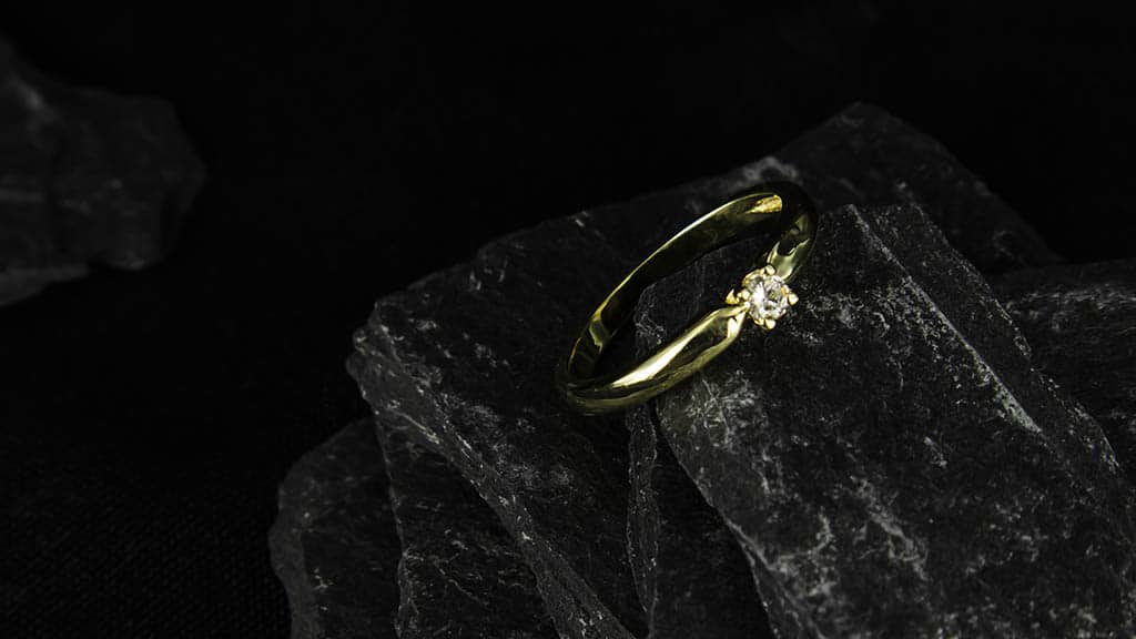 geelgoud-solitair-ring-chaton_3
