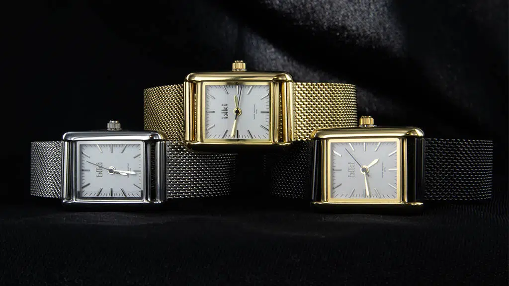 horloges_3-maal_verschillende-kleuren_1.jpg